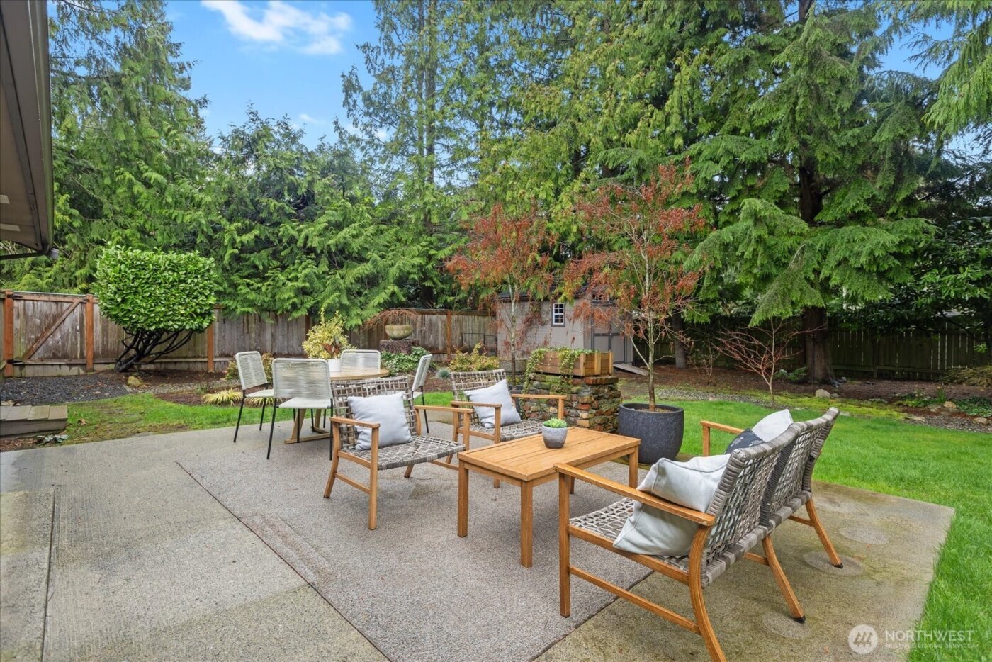 8125 186th Street SW, Edmonds, WA 98026