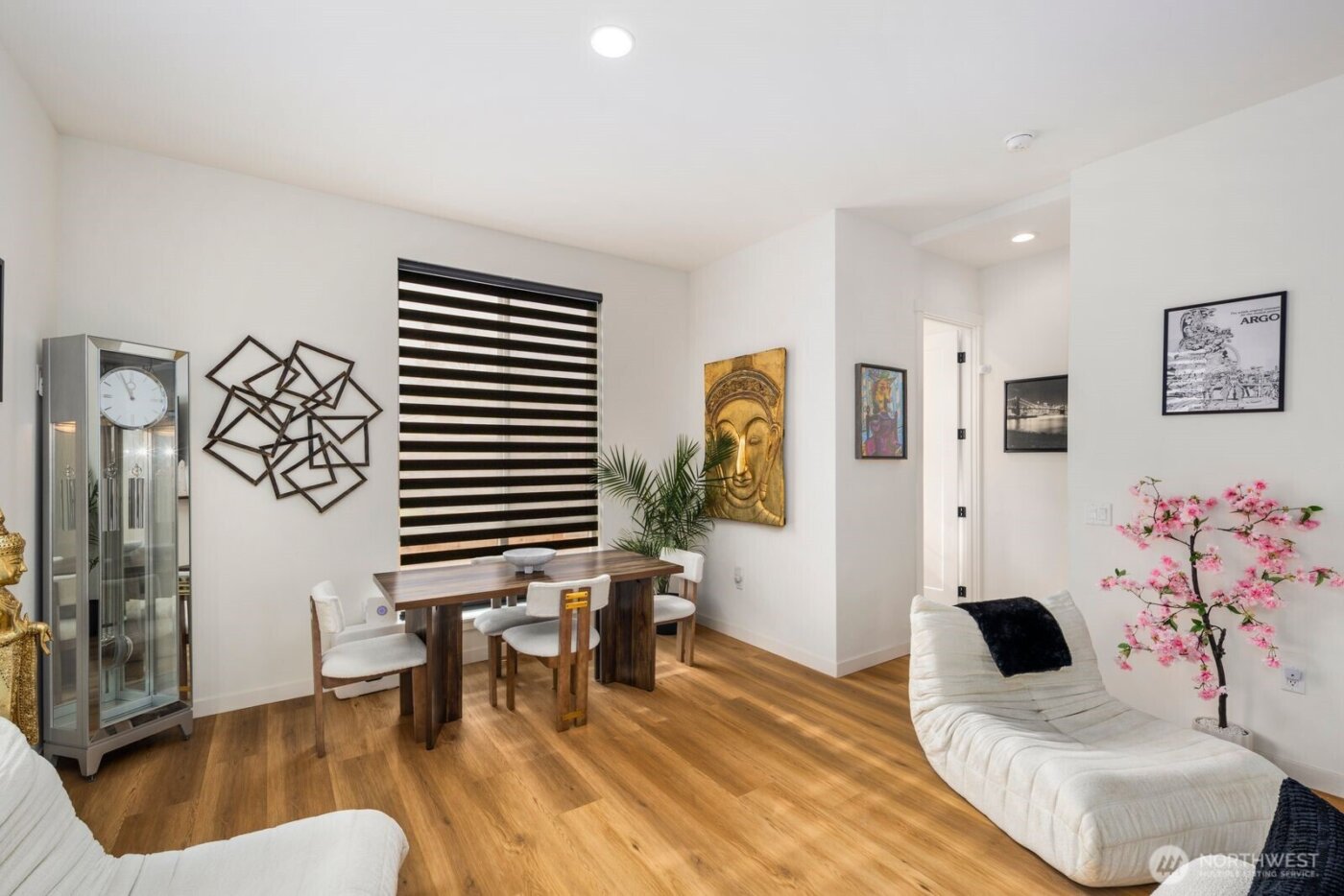 8455 24th Avenue SW #A, Seattle, WA 98106