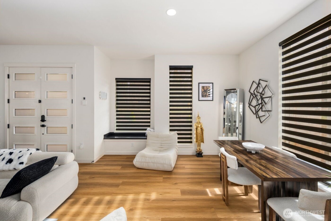 8455 24th Avenue SW #A, Seattle, WA 98106