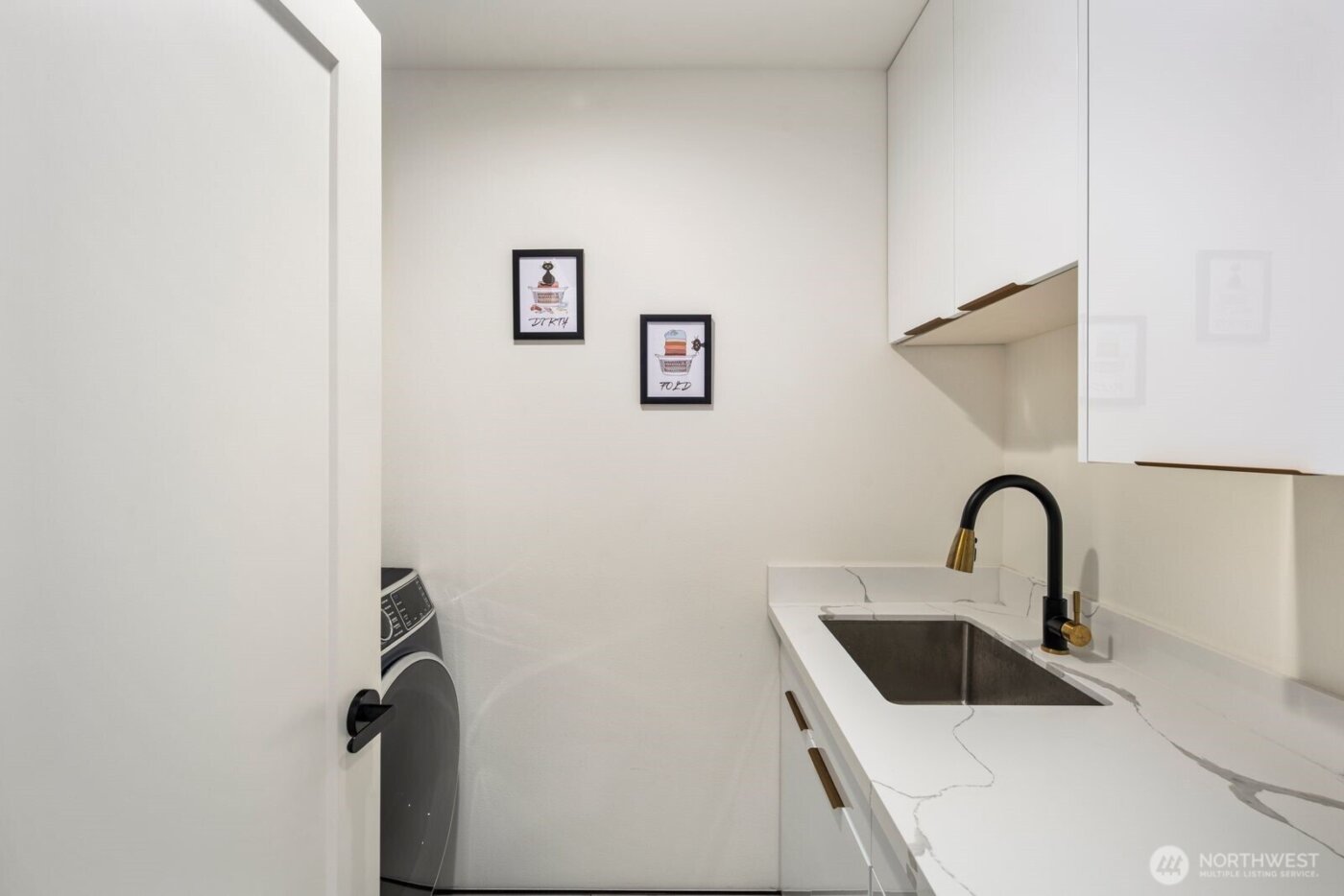 8455 24th Avenue SW #A, Seattle, WA 98106