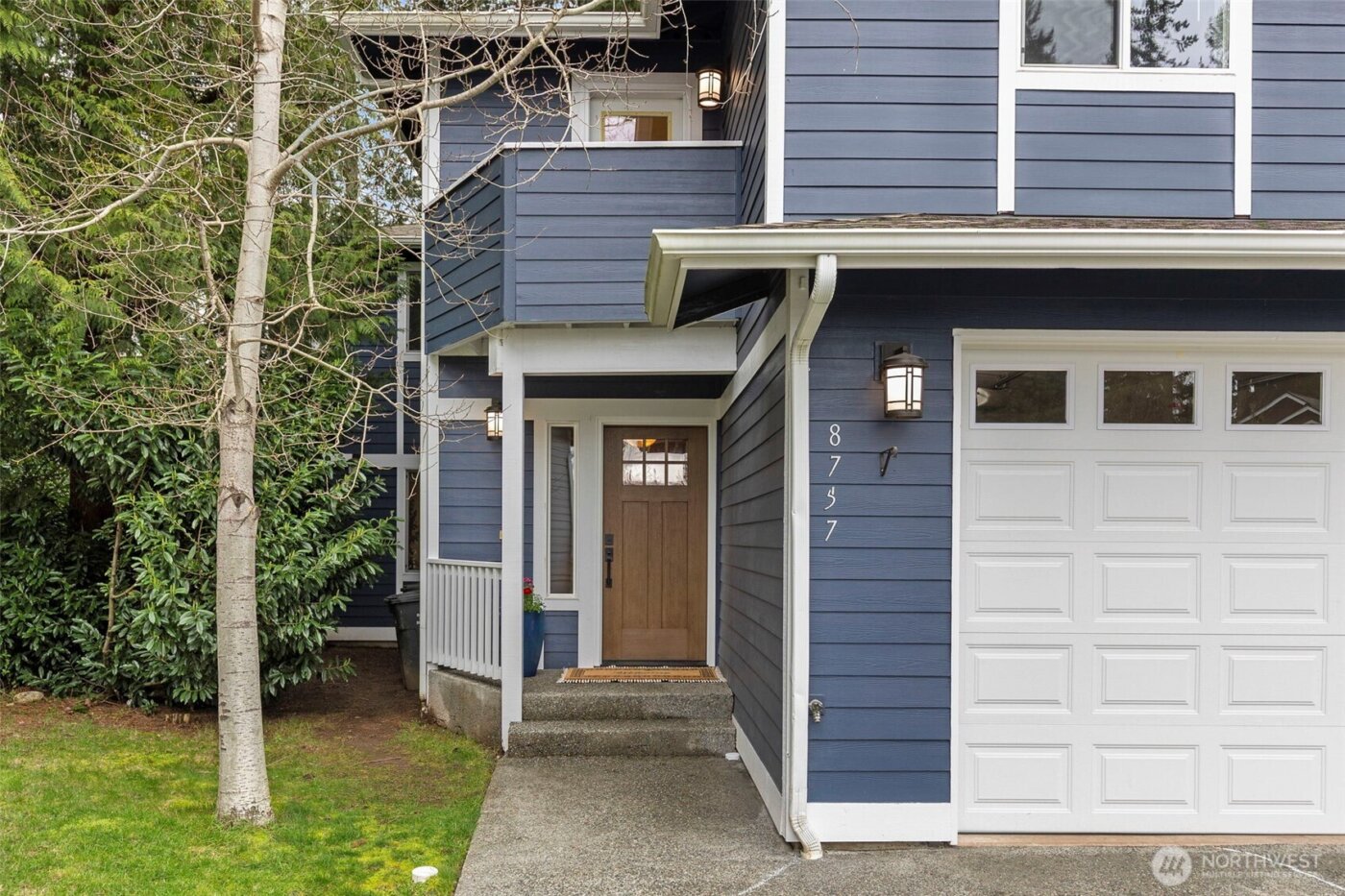 8757 NE Rosario Place , Bainbridge Island, WA 98110