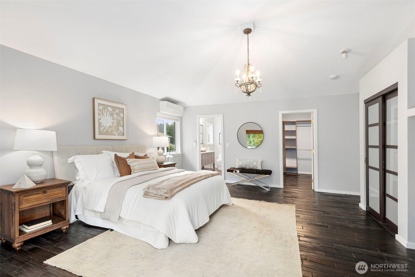 8757 NE Rosario Place , Bainbridge Island, WA 98110