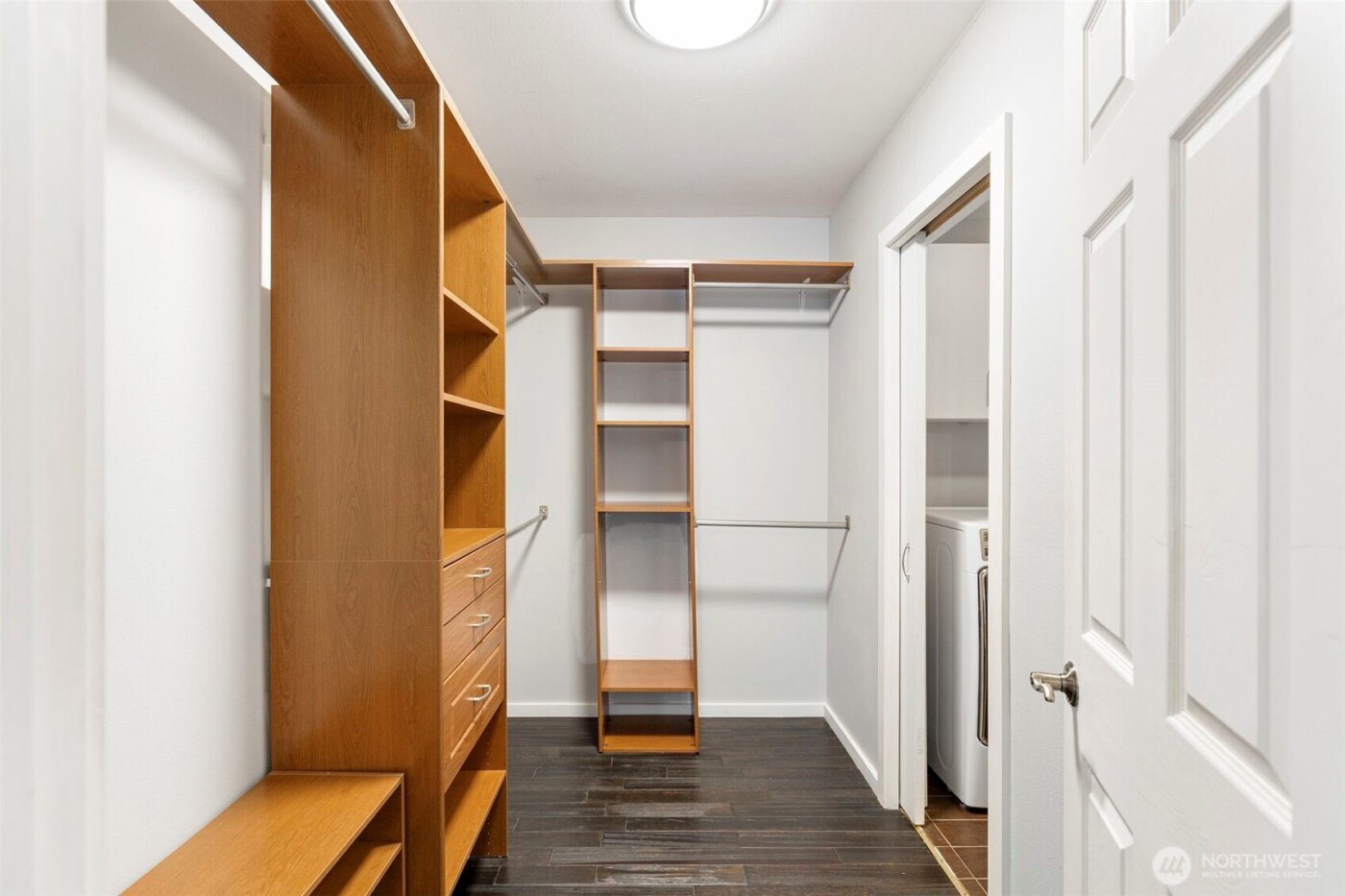 8757 NE Rosario Place , Bainbridge Island, WA 98110