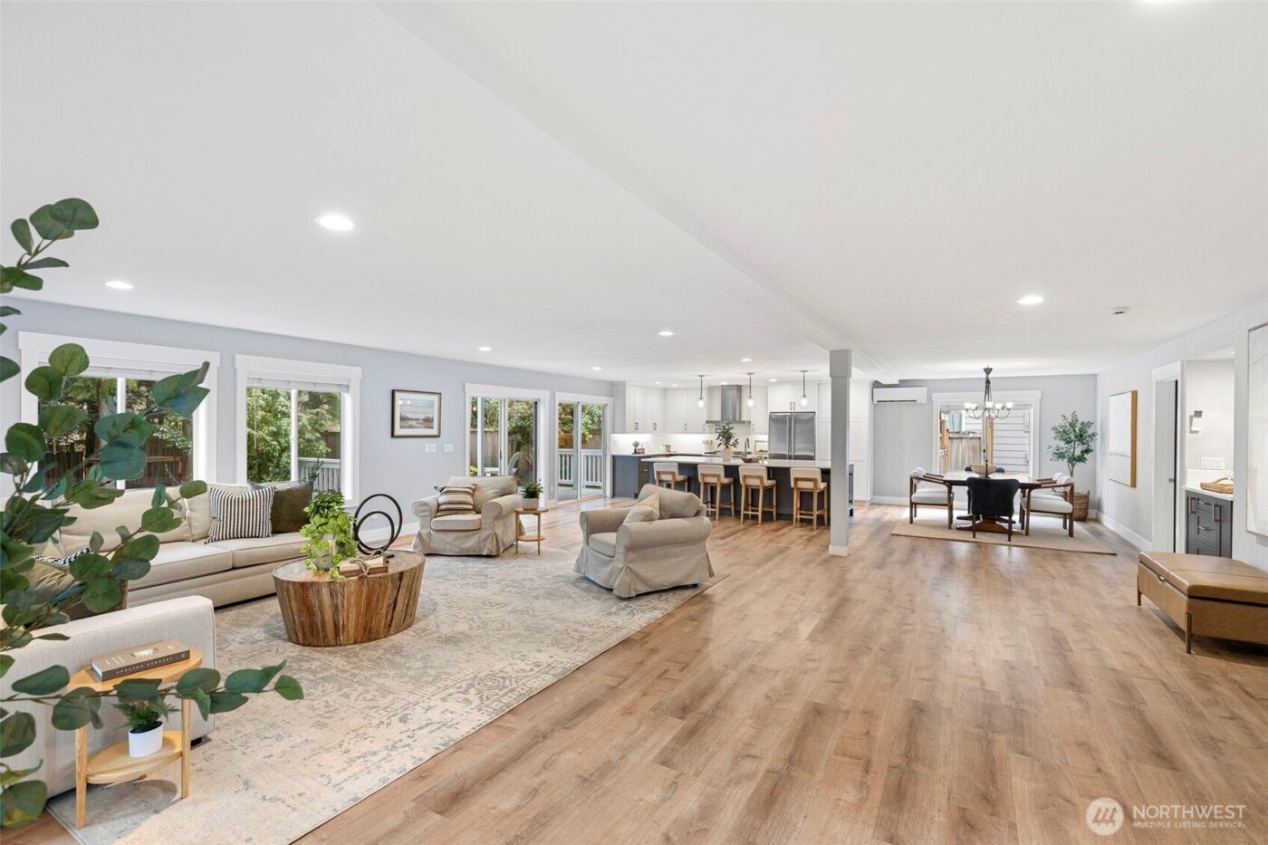 8757 NE Rosario Place , Bainbridge Island, WA 98110