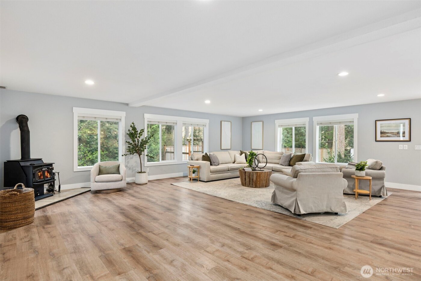 8757 NE Rosario Place , Bainbridge Island, WA 98110