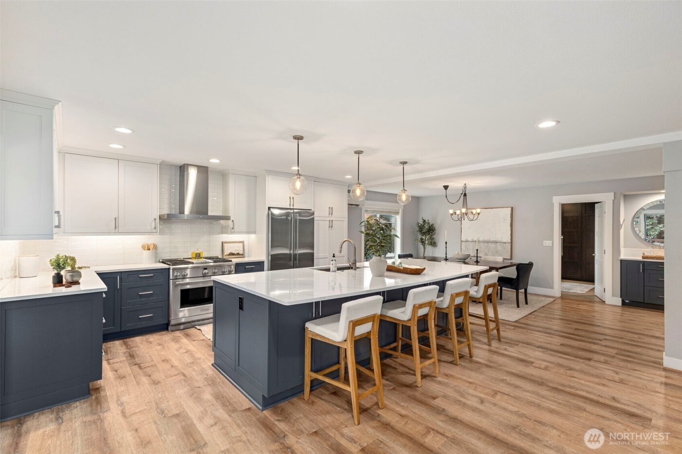 8757 NE Rosario Place , Bainbridge Island, WA 98110