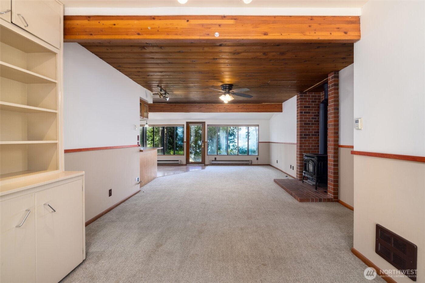 16757 Chilberg Avenue , La Conner, WA 98257