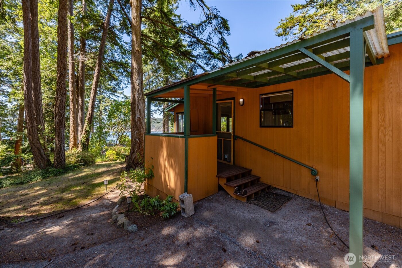 16757 Chilberg Avenue , La Conner, WA 98257