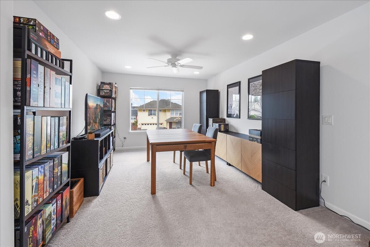 266 Camas Avenue SE, Renton, WA 98056