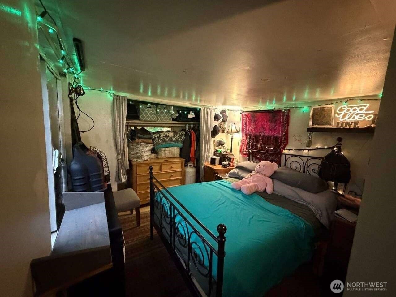 23133 119th Avenue SE, Woodinville, WA 98077