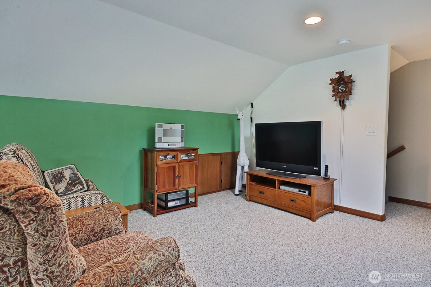 3723 Swede Hill Road , Clinton, WA 98236