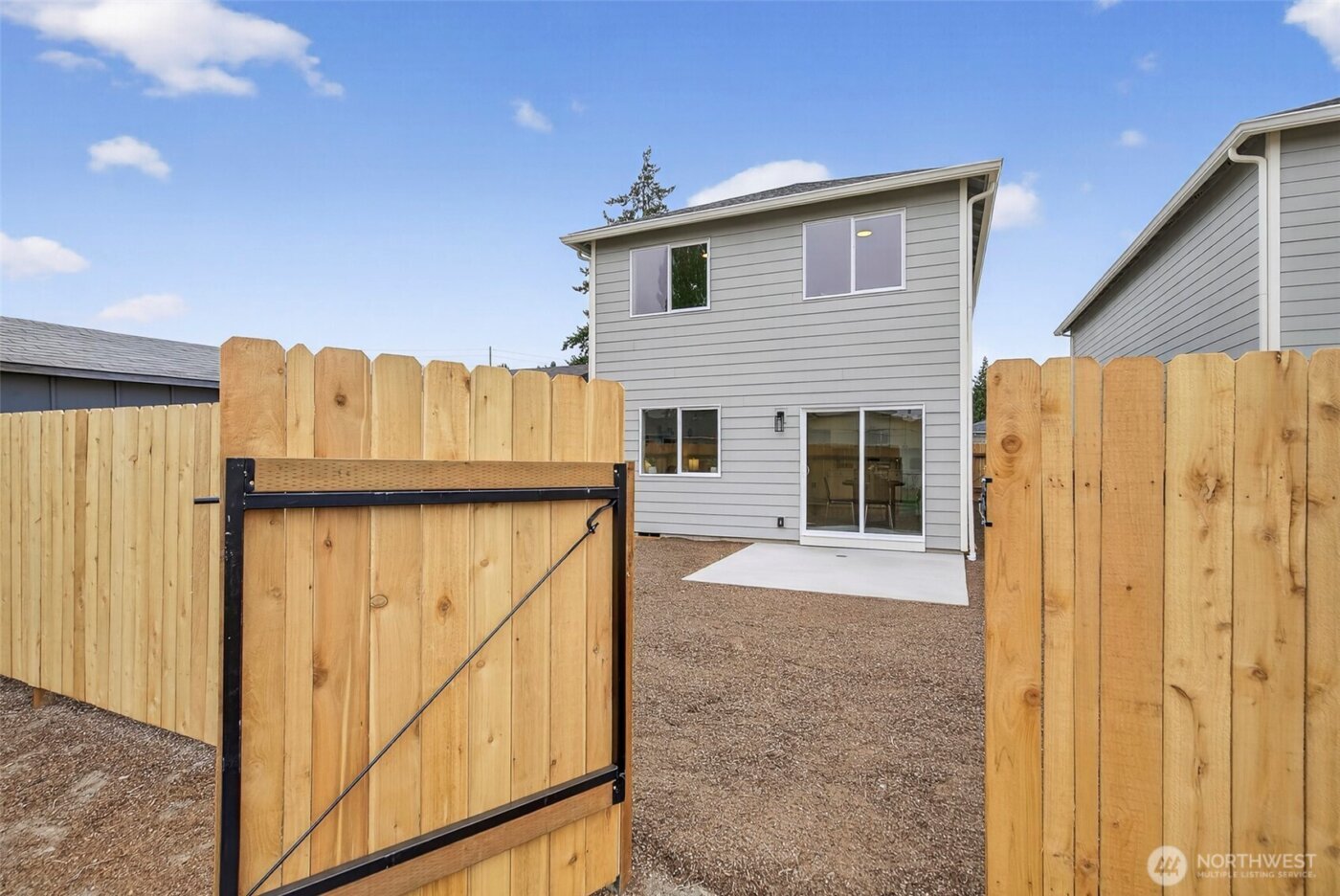 705 S 9th Avenue , Kelso, WA 98632