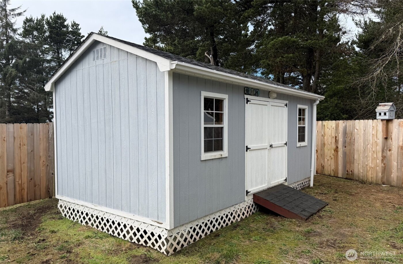 122 Aquila Court SW, Ocean Shores, WA 98569