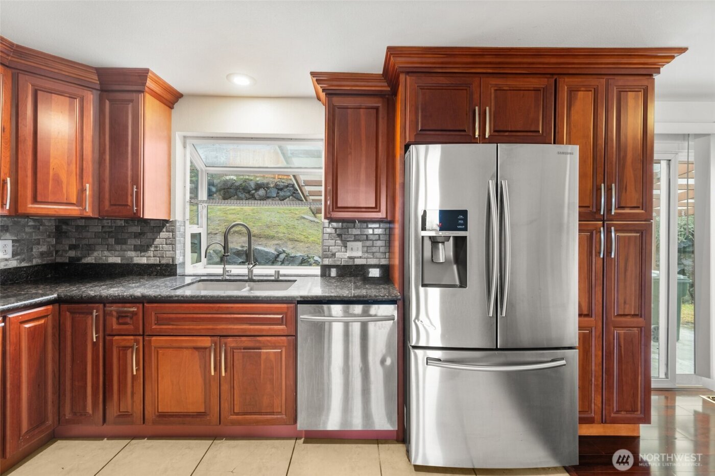 2702 Cedar Avenue S, Renton, WA 98055-5078