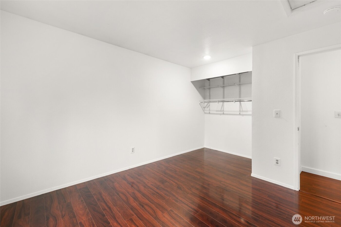 2702 Cedar Avenue S, Renton, WA 98055-5078