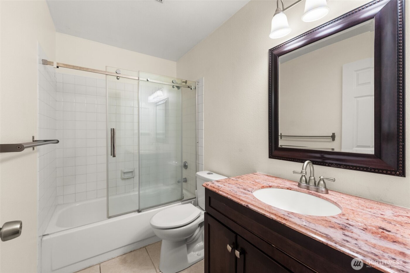 2702 Cedar Avenue S, Renton, WA 98055-5078