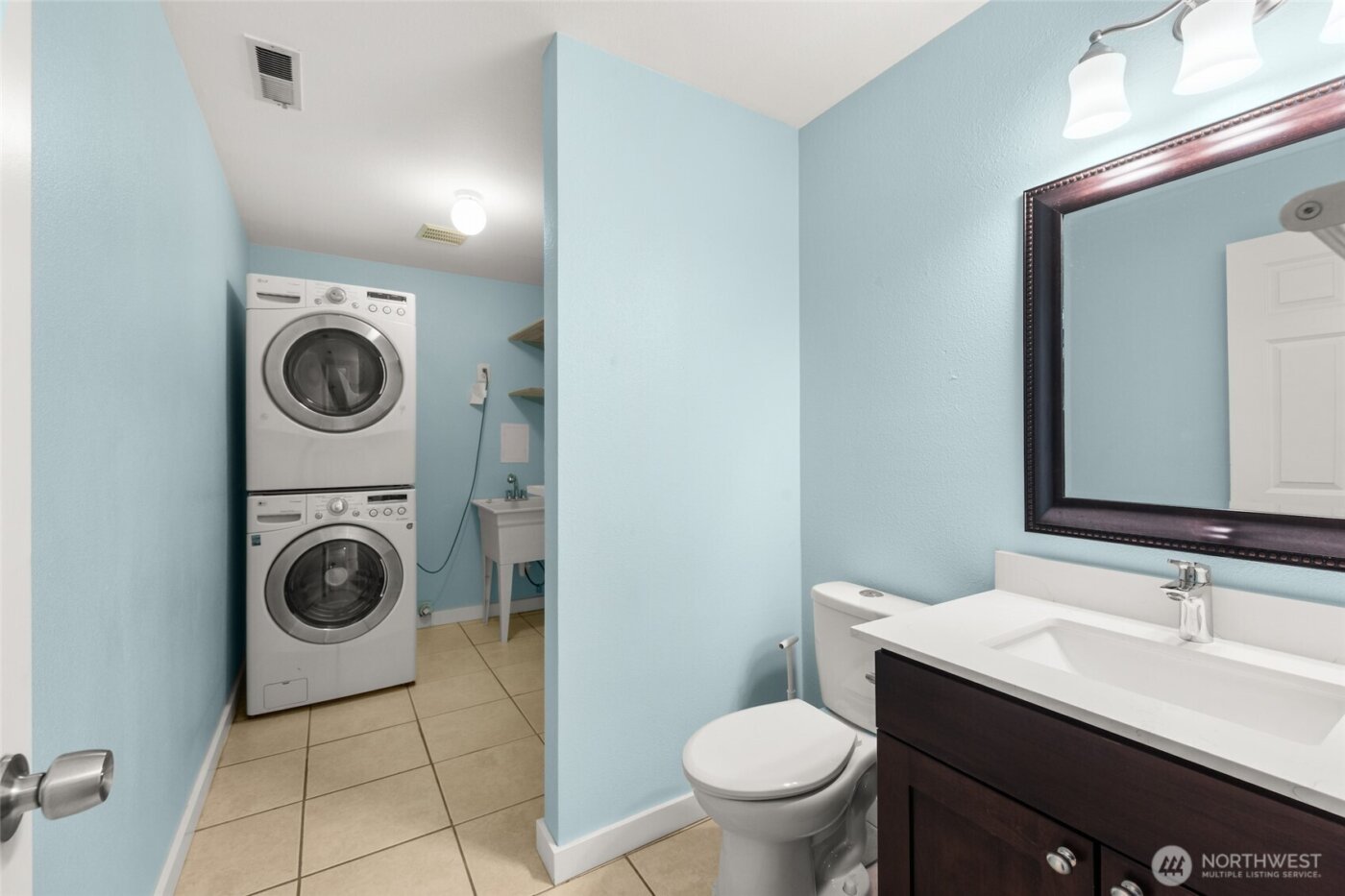 2702 Cedar Avenue S, Renton, WA 98055-5078