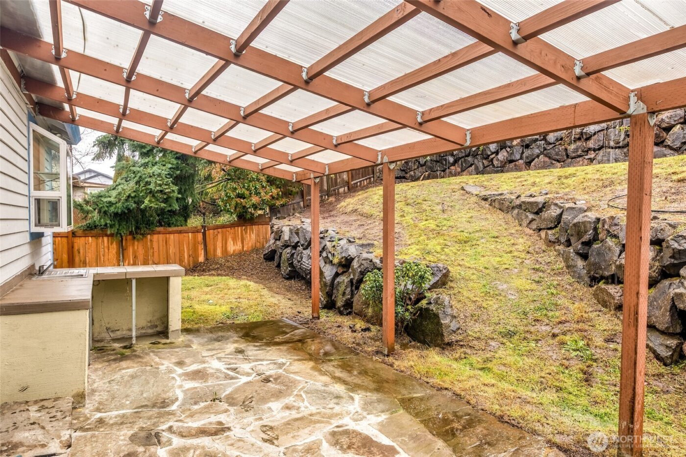 2702 Cedar Avenue S, Renton, WA 98055-5078