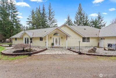 16615 154th Lane SE, Yelm, WA 98597