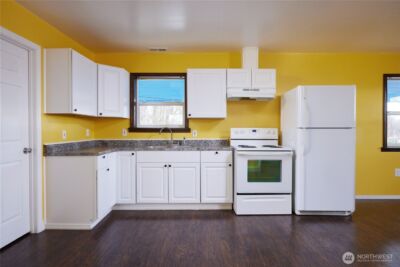 410 W Cherry Street , Walla Walla, WA 99362 - Photo 23