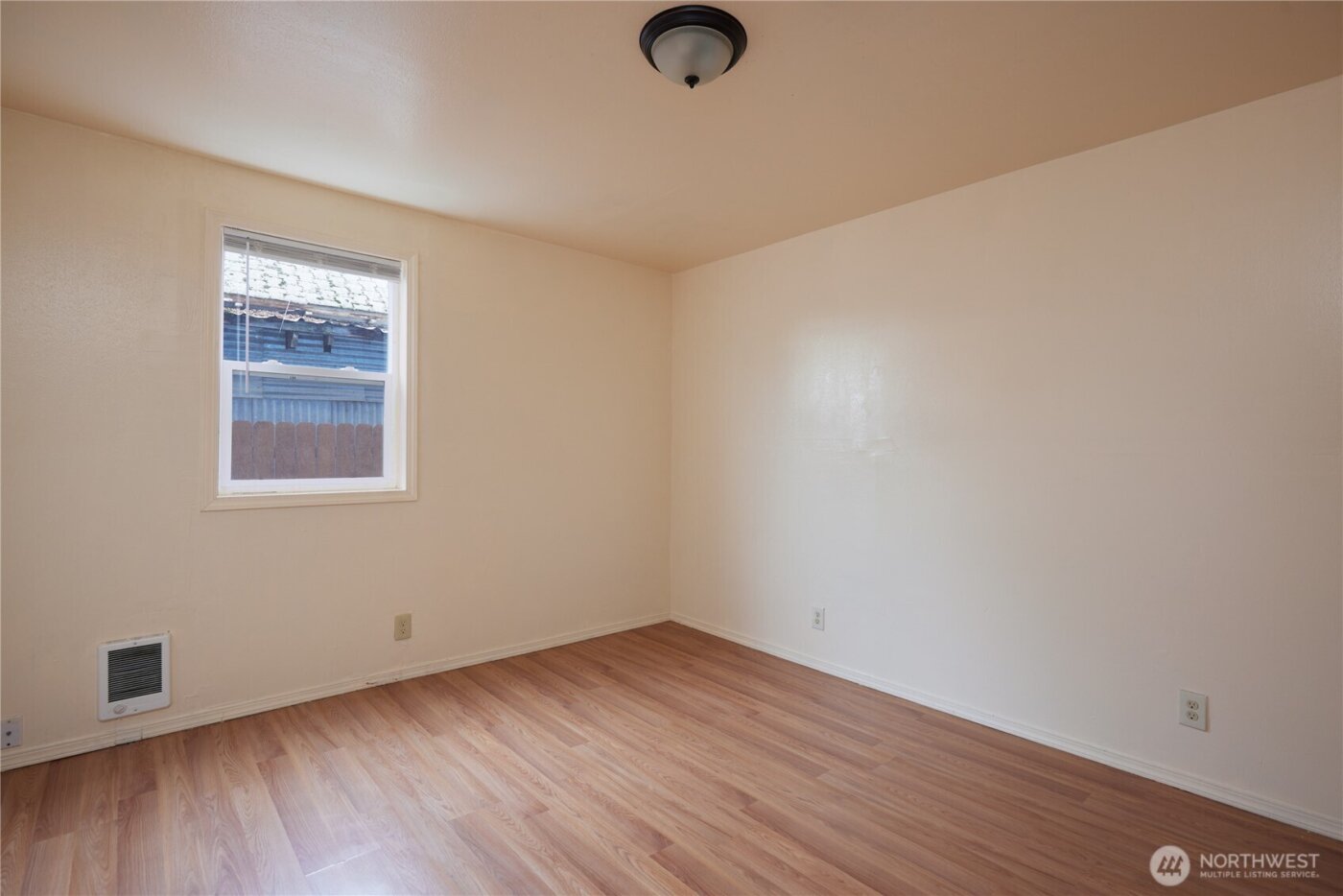 410 W Cherry Street , Walla Walla, WA 99362