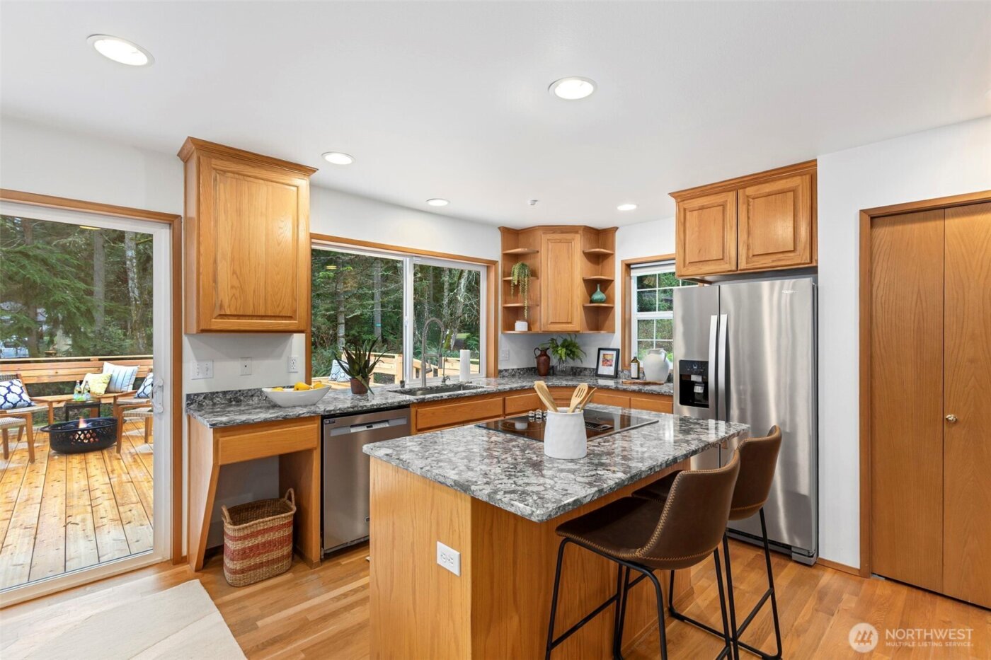 15375 Sunrise Drive NE, Bainbridge Island, WA 98110