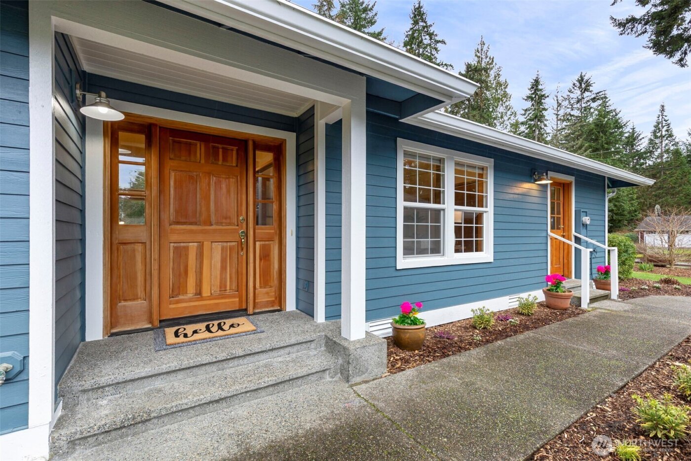 15375 Sunrise Drive NE, Bainbridge Island, WA 98110