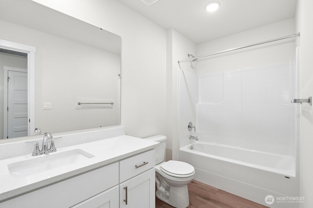 14738 88th Way SE #7, Yelm, WA 98597