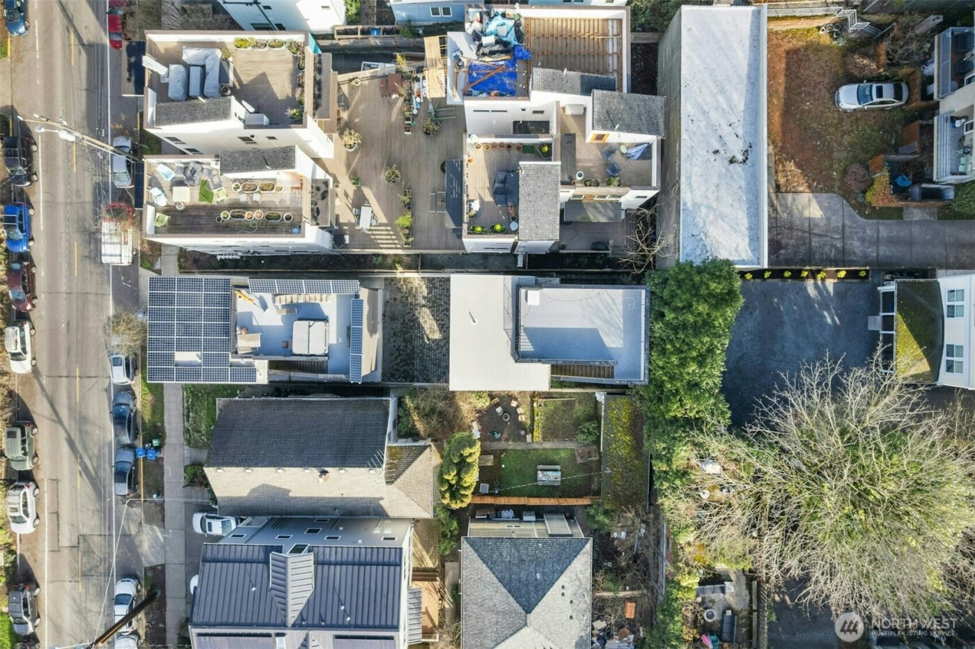 916 B 14th Avenue , Seattle, WA 98122