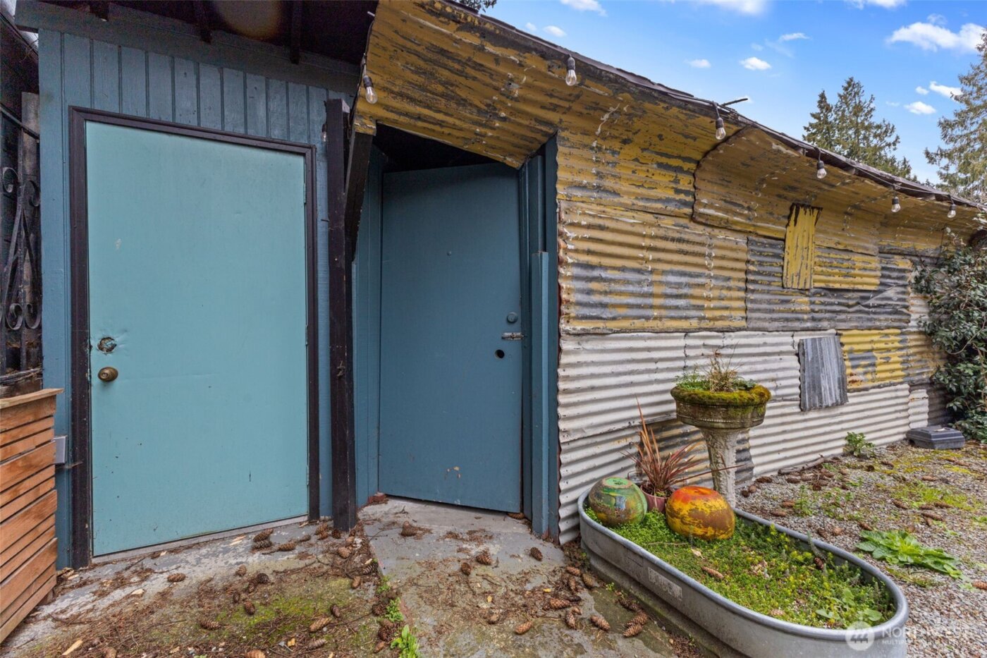 1053 S Southern Street , Seattle, WA 98108