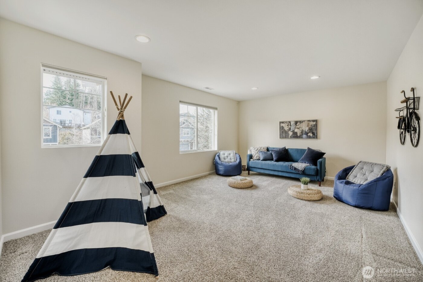 35006 SE Brinkley Street , Snoqualmie, WA 98065