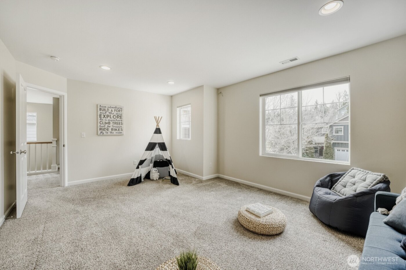 35006 SE Brinkley Street , Snoqualmie, WA 98065