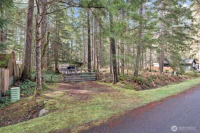 31 N Brook Lane , Hoodsport, WA 98548 - Photo 2