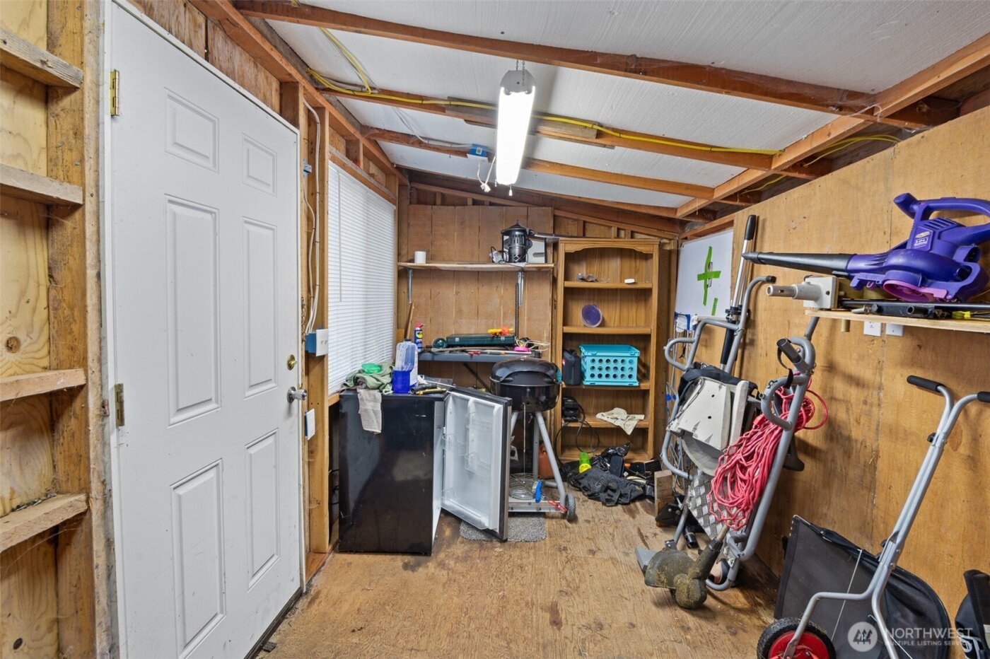 31 N Brook Lane , Hoodsport, WA 98548