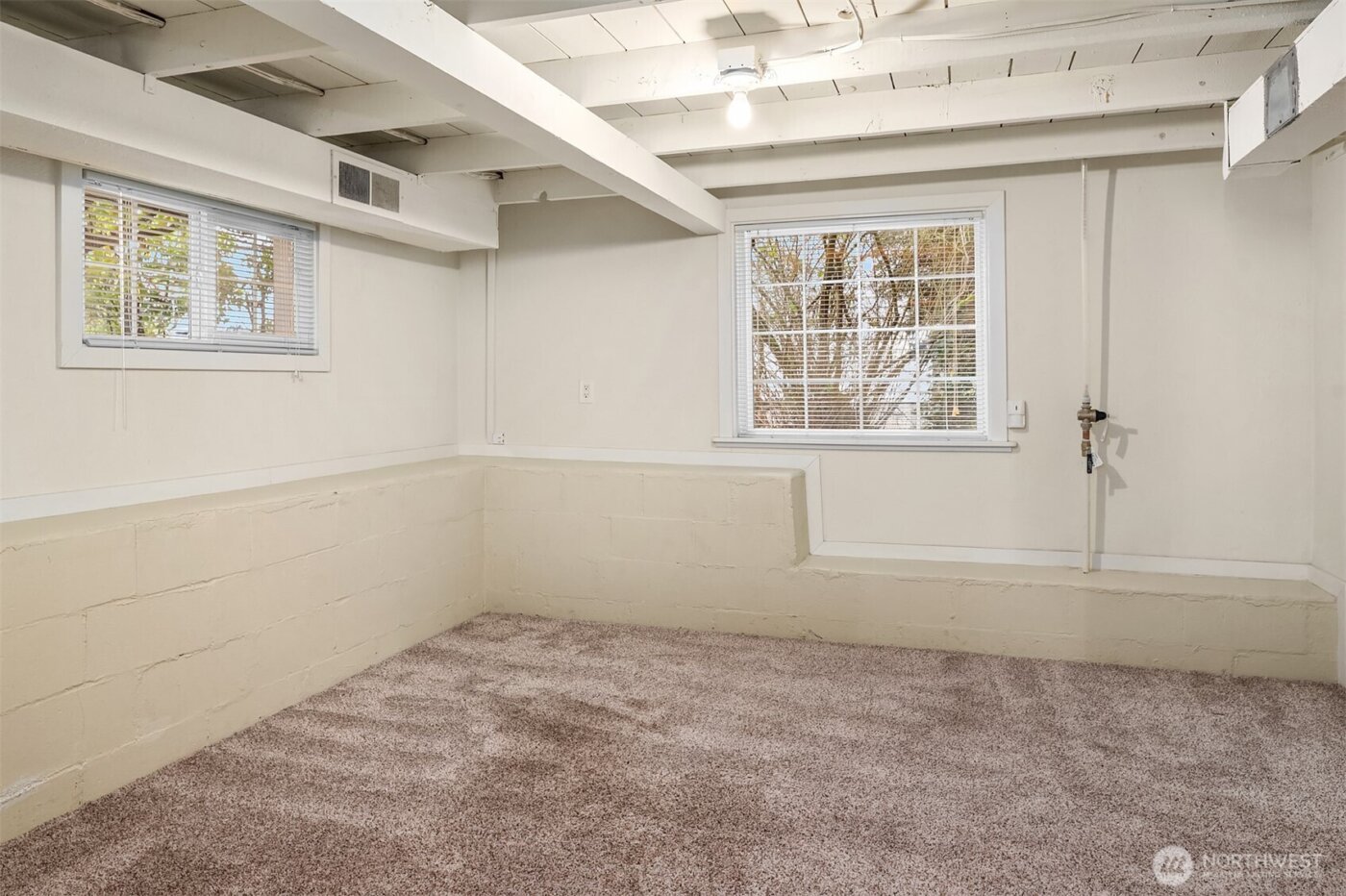 18023 62nd Avenue NE, Kenmore, WA 98028