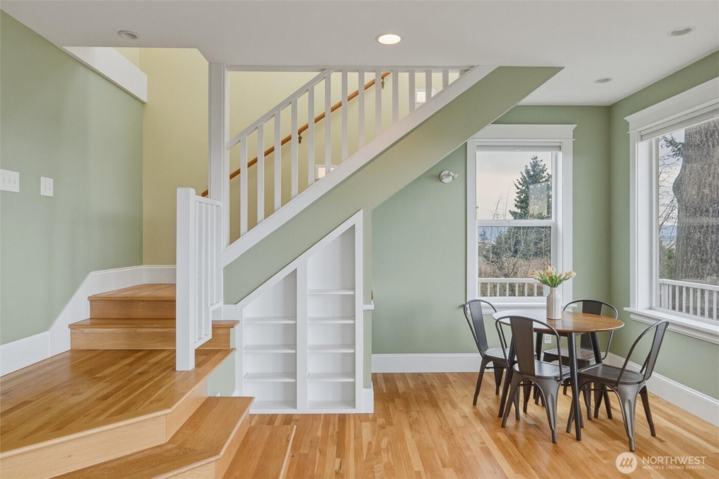 240 S Forest Street , Bellingham, WA 98225-5812