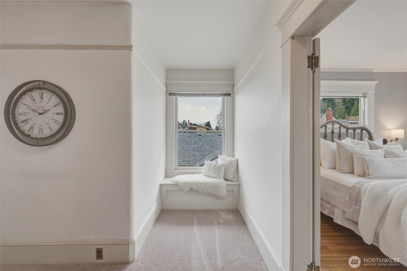 240 S Forest Street , Bellingham, WA 98225-5812