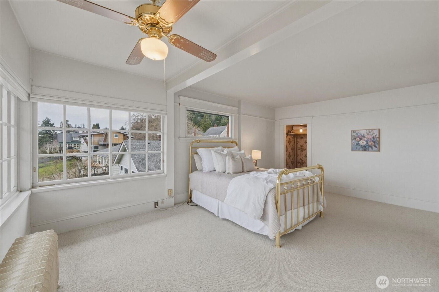 240 S Forest Street , Bellingham, WA 98225-5812