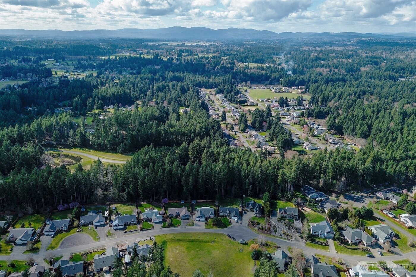 8333 Summerwood Drive SE, Olympia, WA 98513