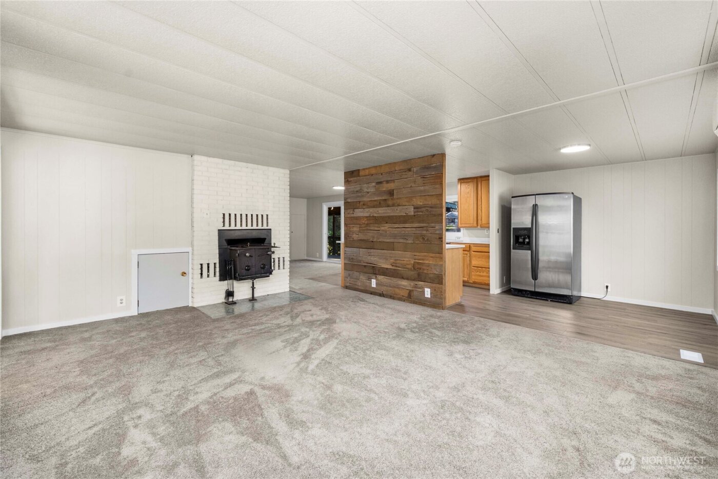 733 Tipsoo Loop S, Rainier, WA 98576