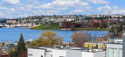 73 E Lynn St , Seattle, WA 98102-3429