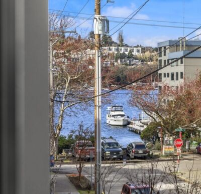 73 E Lynn St , Seattle, WA 98102-3429 - Photo 18