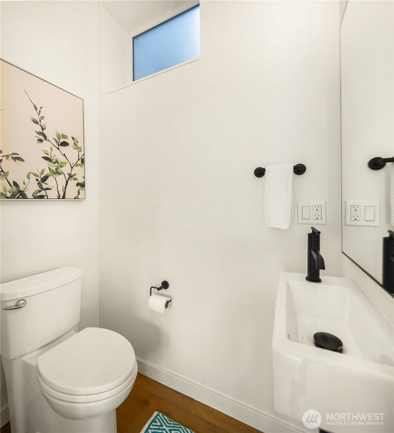 73 E Lynn St , Seattle, WA 98102-3429