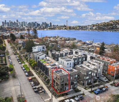 73 E Lynn St , Seattle, WA 98102-3429 - Photo 37