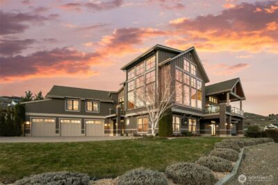 232 Crystal Drive , Chelan, WA 98816-9588