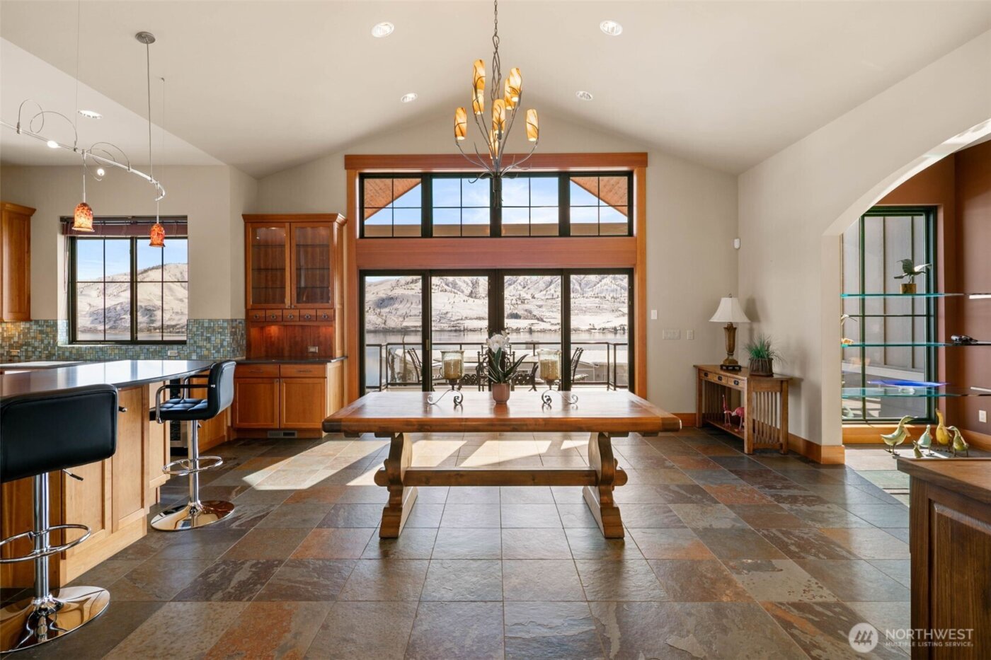 232 Crystal Drive , Chelan, WA 98816-9588