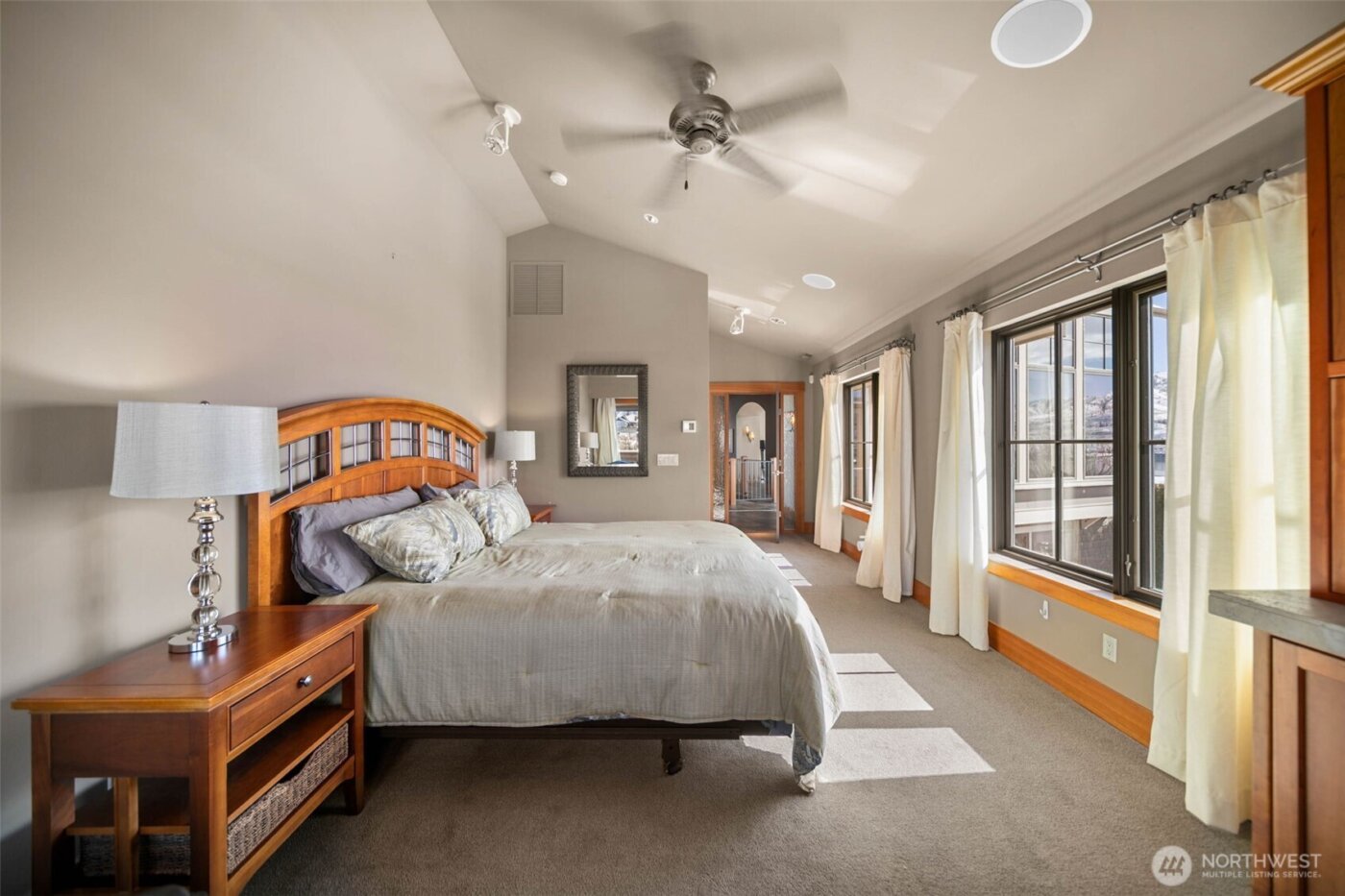 232 Crystal Drive , Chelan, WA 98816-9588