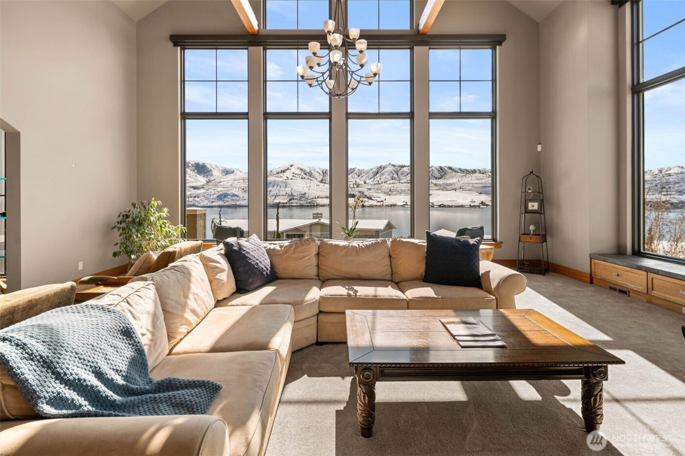 232 Crystal Drive , Chelan, WA 98816-9588