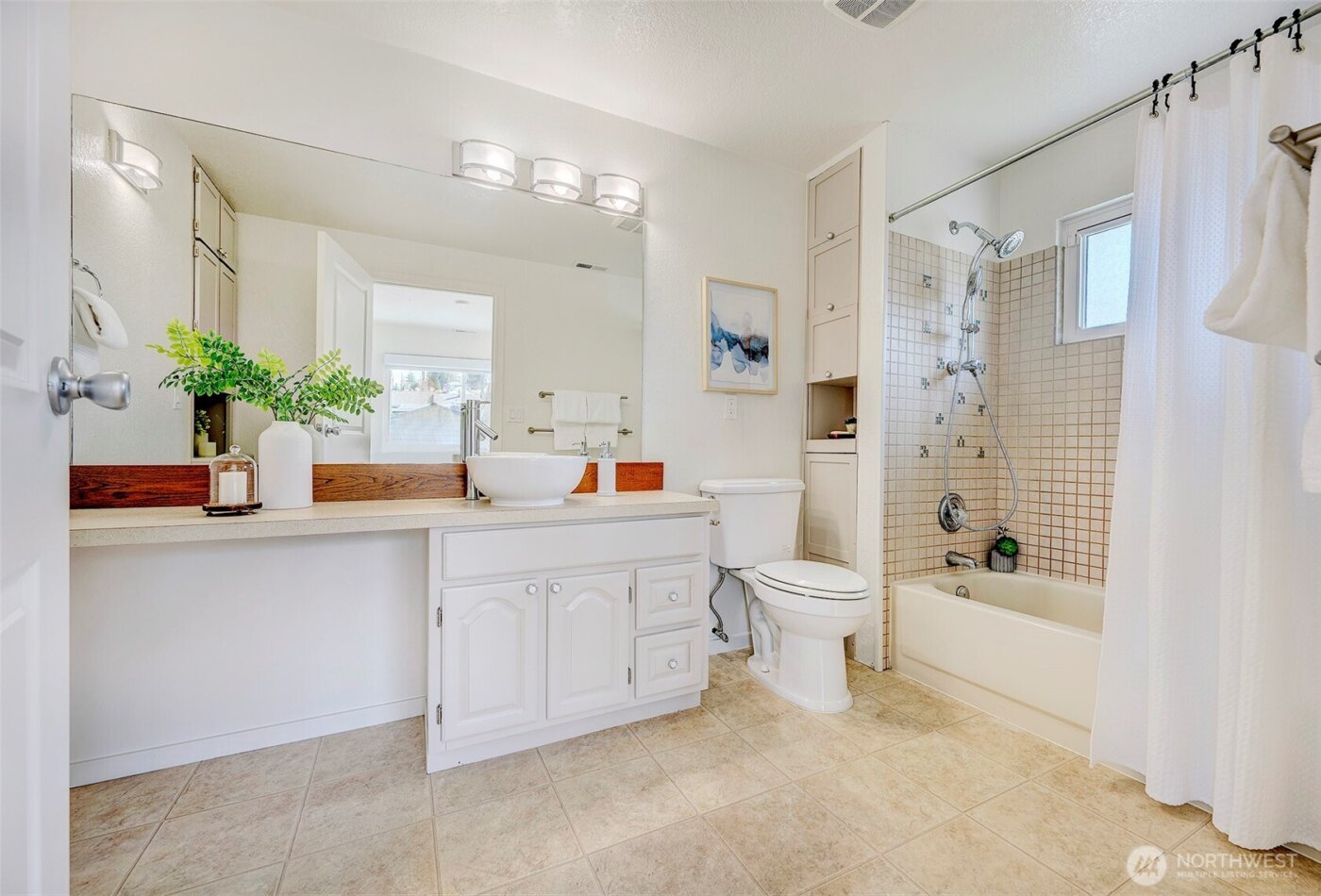 1713 Bailey Avenue , Everett, WA 98203