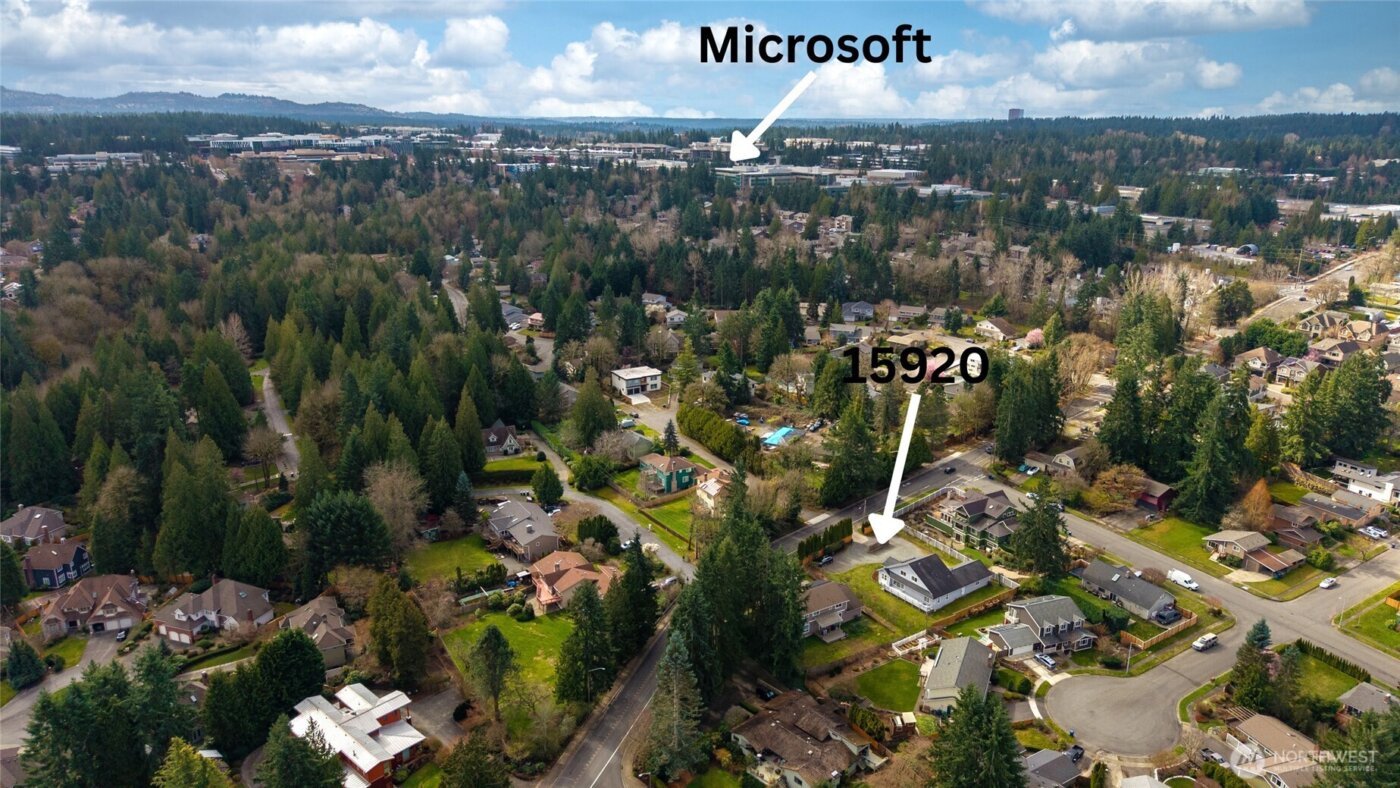 15920 NE 51st St , Redmond, WA 98052